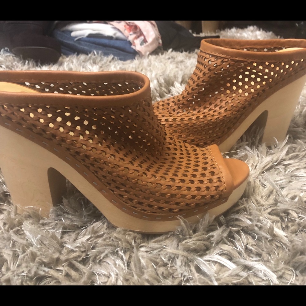 Dolce Vita Shoes